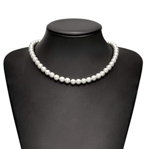Pearl necklace